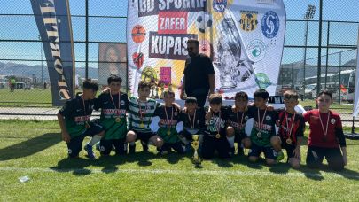 Afyonkarahisar'da Horan Gençlik Spor Şampiyon Oldu