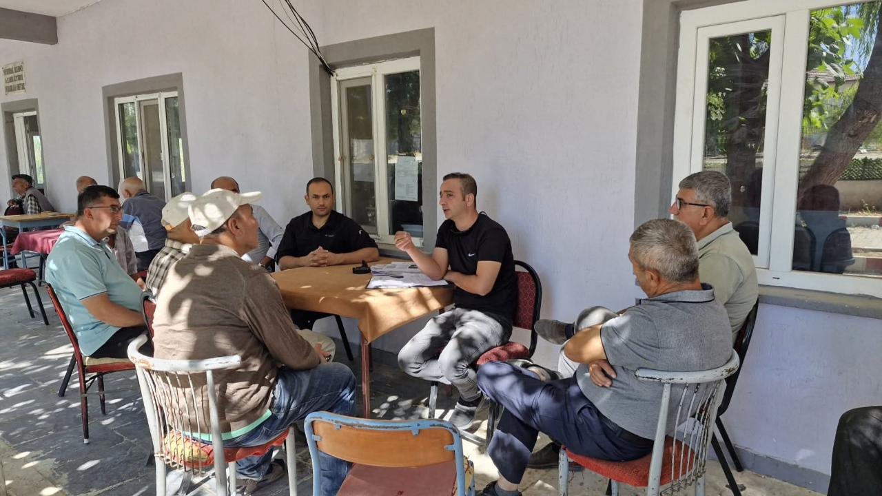Emirdağ’da Çiftçilere Tarım Bilgilendirme Yapıldı