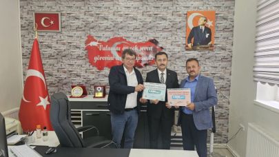 Bolvadin'de Sivil Toplum Kuruluşları Eğitime Destek Veriyor