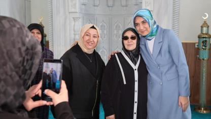 İscehisar’da Mermerin Ortasına Camii Açtılar