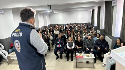 Afyonkarahisar’da 480 Öğrenciye Siber Güvenlik Eğitimi