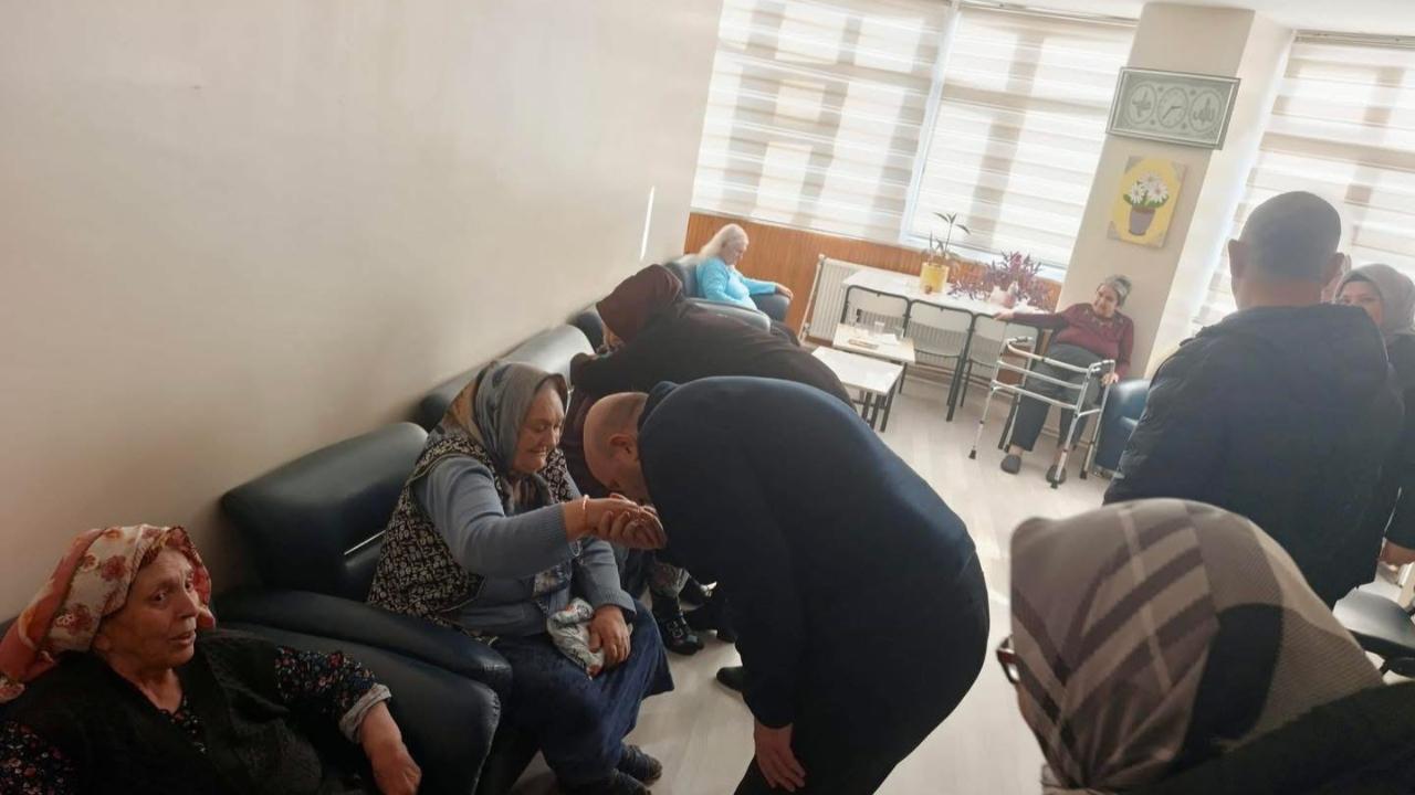 AK Partili Nurbaş: Büyüklerimizi Asla Yalnız Bırakmayacağız