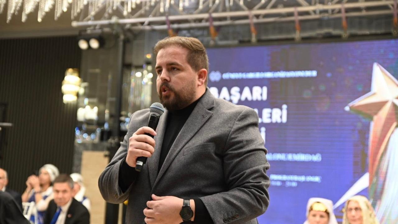 Başkan Mola: Emirdağ’a İki Doktorumuz Hayırlı Olsun