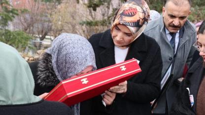 Polis Memuru Mustafa Yıldırım Son Yolculuğuna Şuhut’ta Uğurlandı