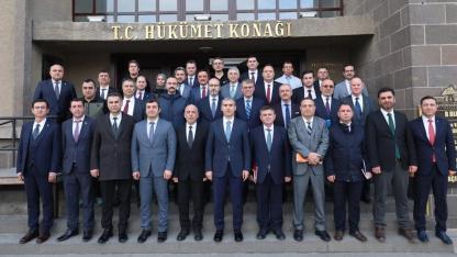 Vali Aktaş’tan Yoğun Mesai: Kurumları İnceledi, Gençlerle İftarda Buluştu