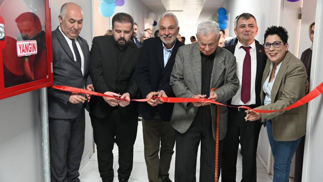 Emirdağ’da Eğitim Devrimi Yapılıyor Robotik Kodlama Atölyesi Açıldı