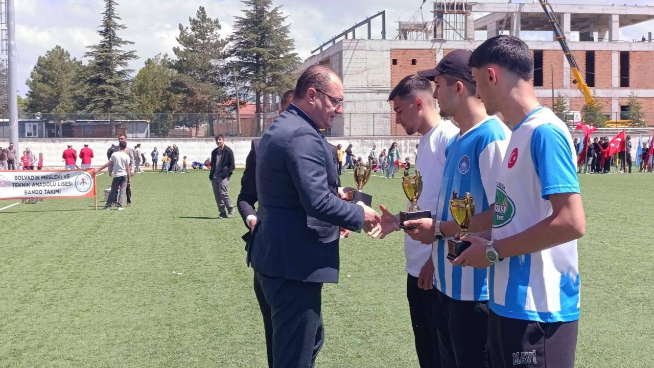 19 Mayıs Coşkusu Bolvadin’de Yaşandı