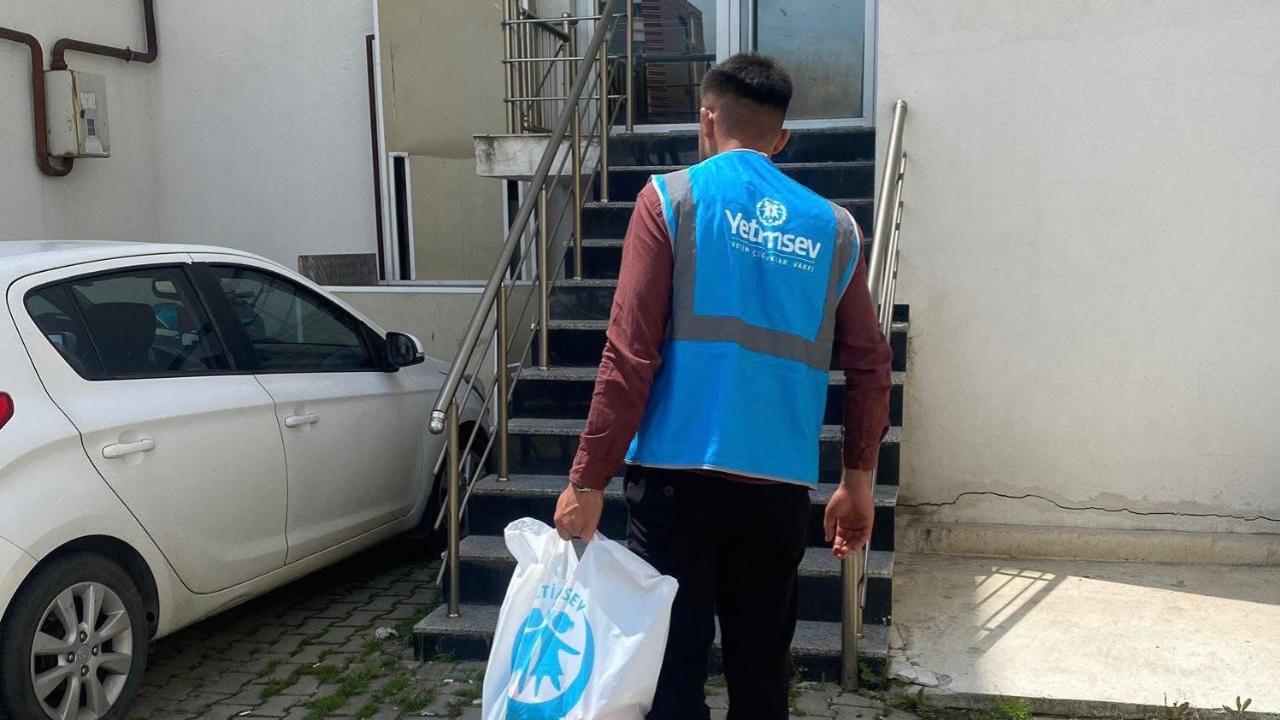 Afyon’da Yetimsev Vakfı’ndan 72 Aileye Kurban Eti Desteği