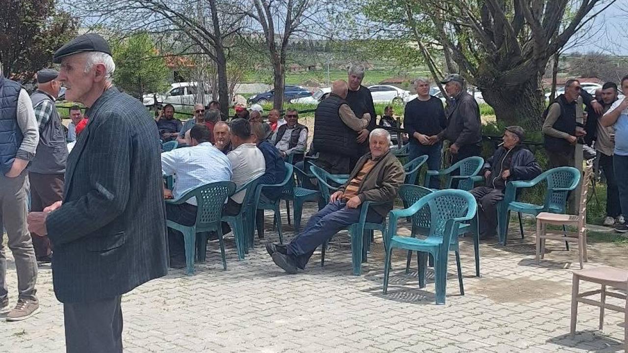 CHP Emirdağ Camili Köyü’ndeki Hıdırellez Etkinliğine Katıldı