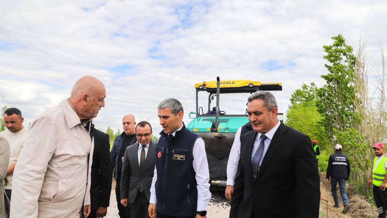 Çobanlar-Sülümenli Yolunda Asfalt Çalışmaları Yerinde İncelendi