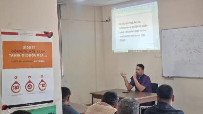 Emirdağ Açık Cezaevi’nde Manevi Destek Programı Düzenlendi