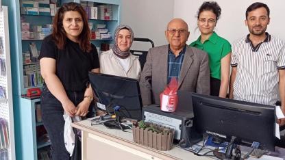 Emirdağ’da Başkan Koyuncu Eczacıları Unutmadı