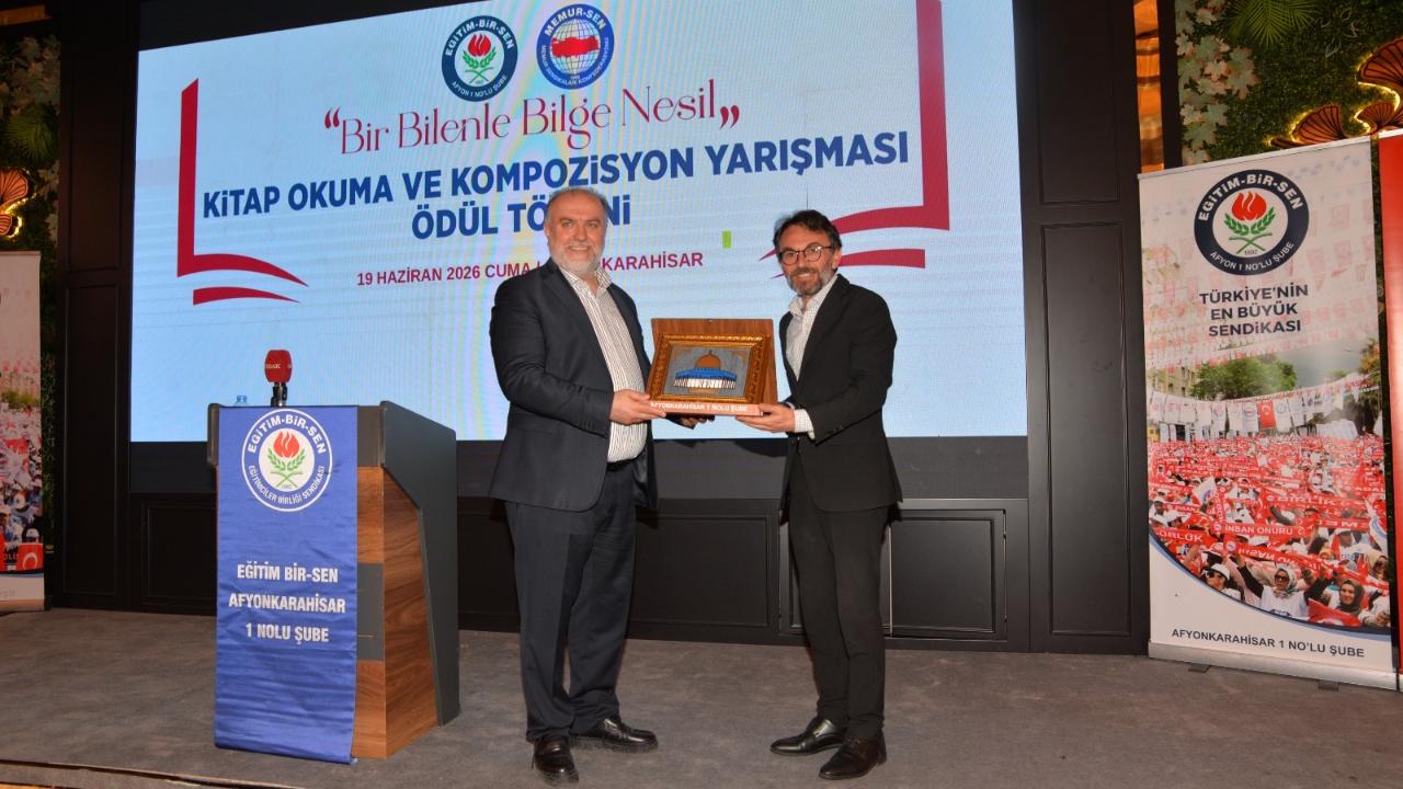 Afyon’da Binlerce Öğrenciyi Kitapla Buluşturan Projeye Büyük Övgü