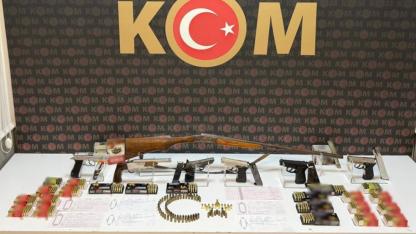 Şuhut’ta Tefecilik Operasyonu: 5 Şüpheli Gözaltında