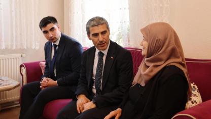 Vali Aktaş Dinar İlçesini Karış Karış Gezdi
