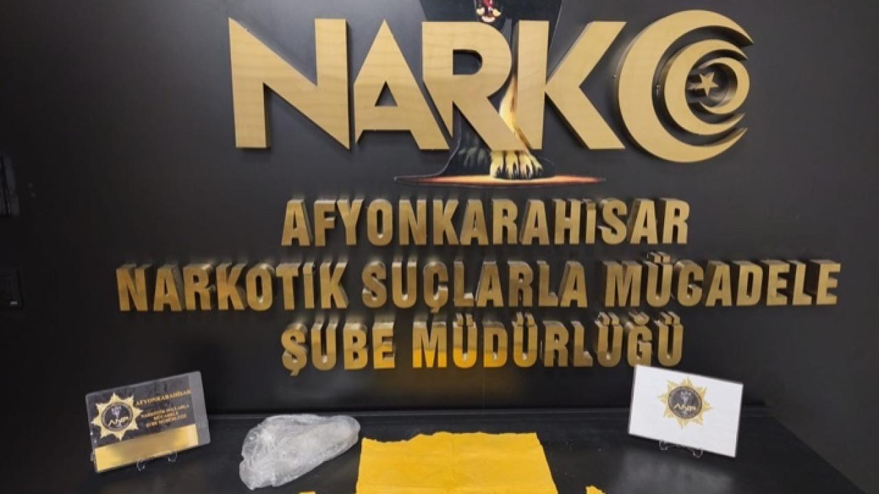 Afyon’da Aracı Durdurdular 3 Şüpheliyi Tutukladılar
