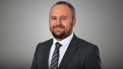 Başkan Aldırmaz Açıkladı: Sultandağı’na Modern Duraklar Konforlu Asfalt Kapalı Halı Saha Kazandırılıyor
