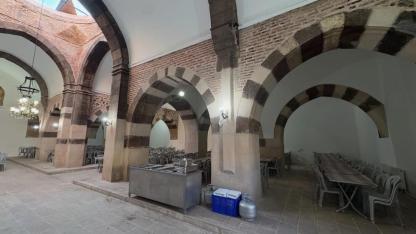 Çay’da Taşhan Çay Bahçesi Açıldı