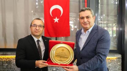 Çobanlar’da Duygusal Veda: Kaymakam Nazmi Yücel Gönüllerde İz Bırakarak Uğurlandı