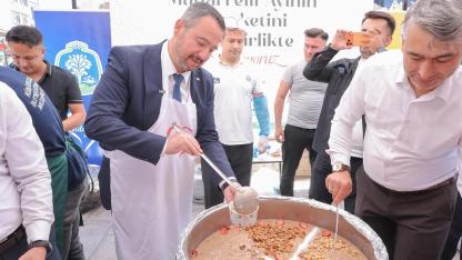 Sandıklı’da Aşure Geleneği Yoğun Katılımla Yaşatıldı